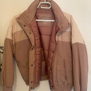 American Eagle Outfitters Women’s Brown and Tan Puffer Jacket